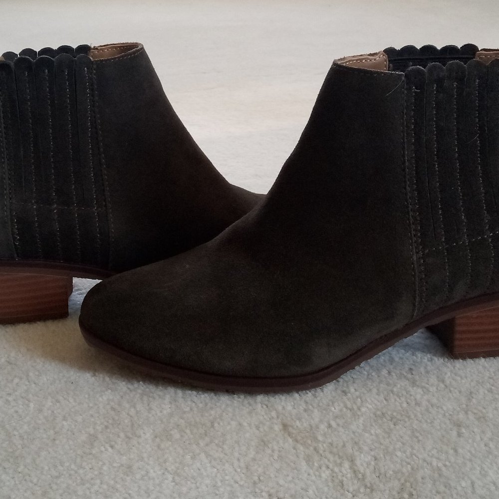 Jack Rogers Olive Green Suede Booties